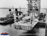 Vickers VA3 being delivered